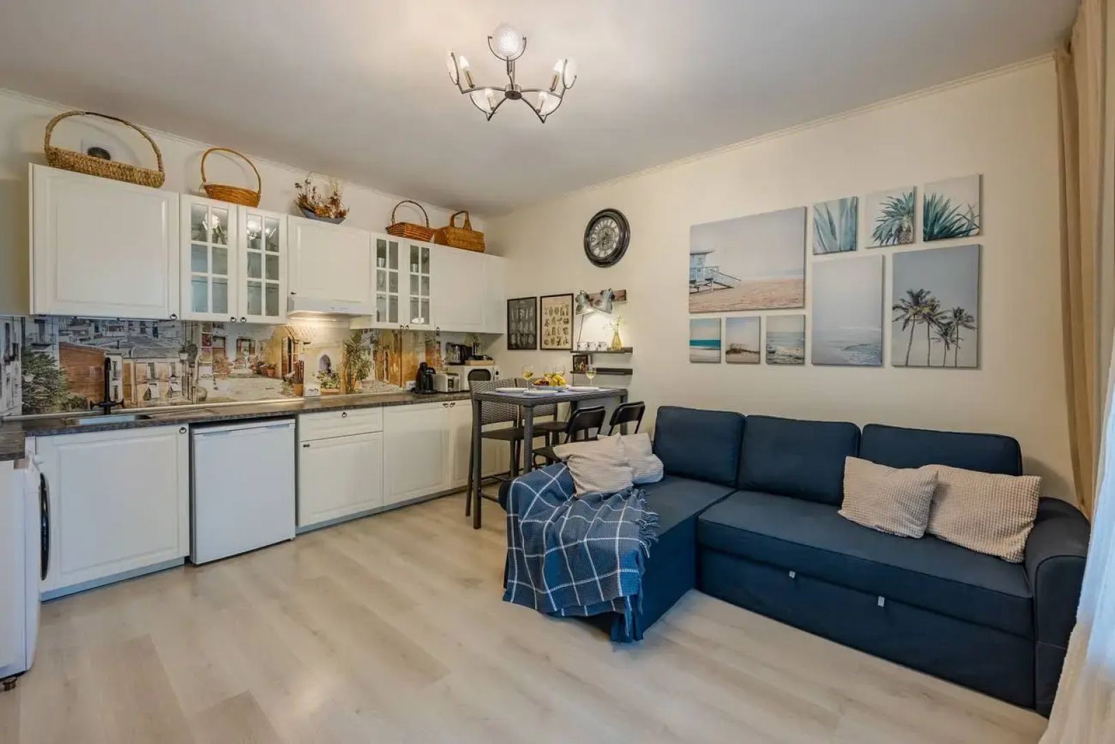 Апартаменты Prudius Apart с балконом у залива