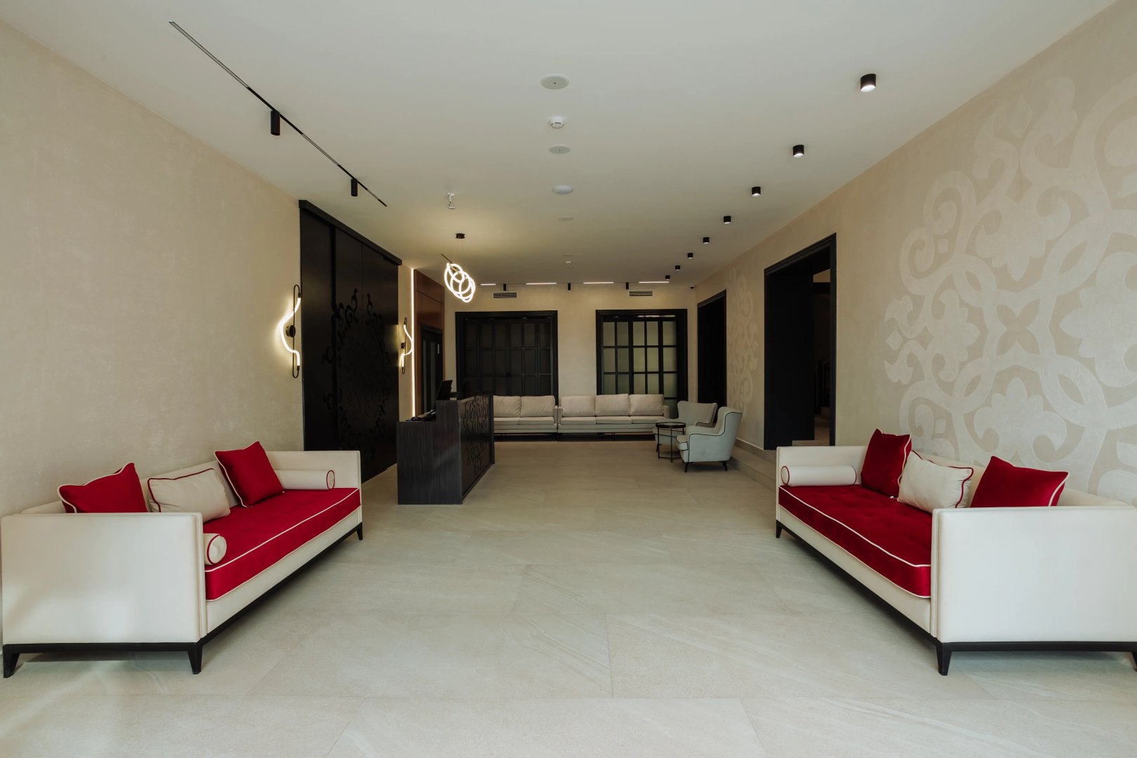 Отель Aurum Garden