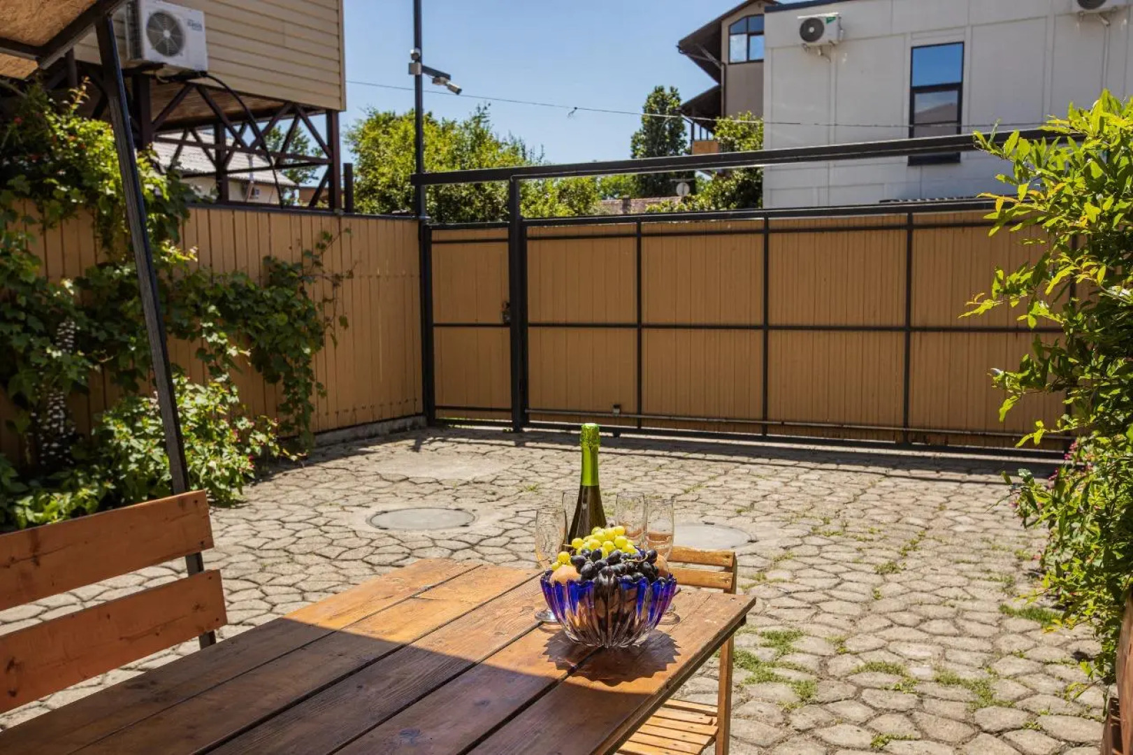 Коттедж в Сириусе у Моря на 11 Человек