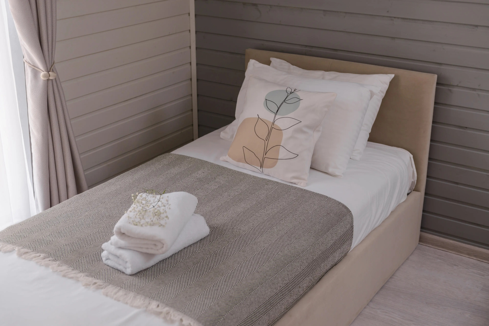 Частный дом Simple Life Home 381