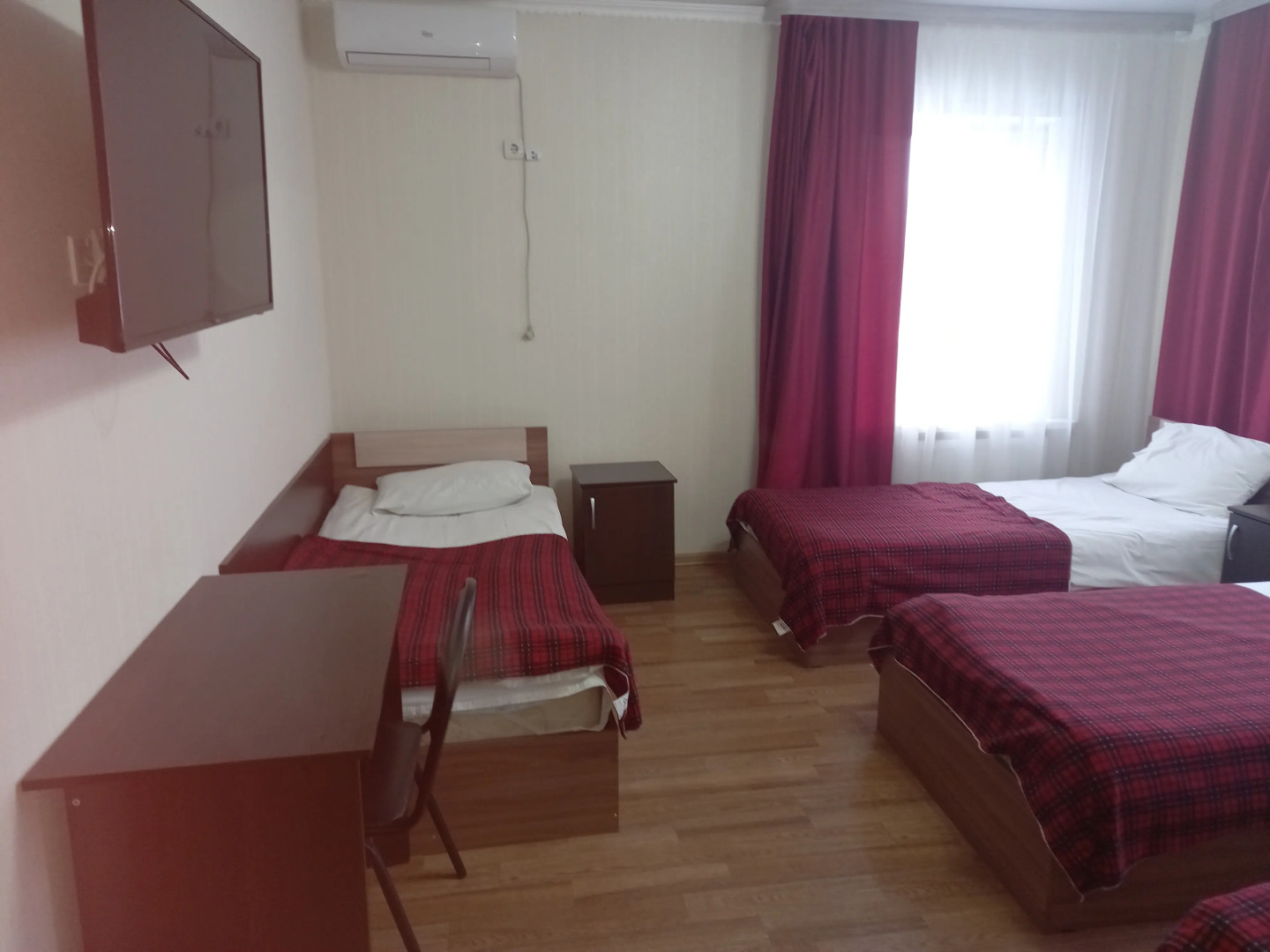 Двухэтажный частный дом на Герасимова