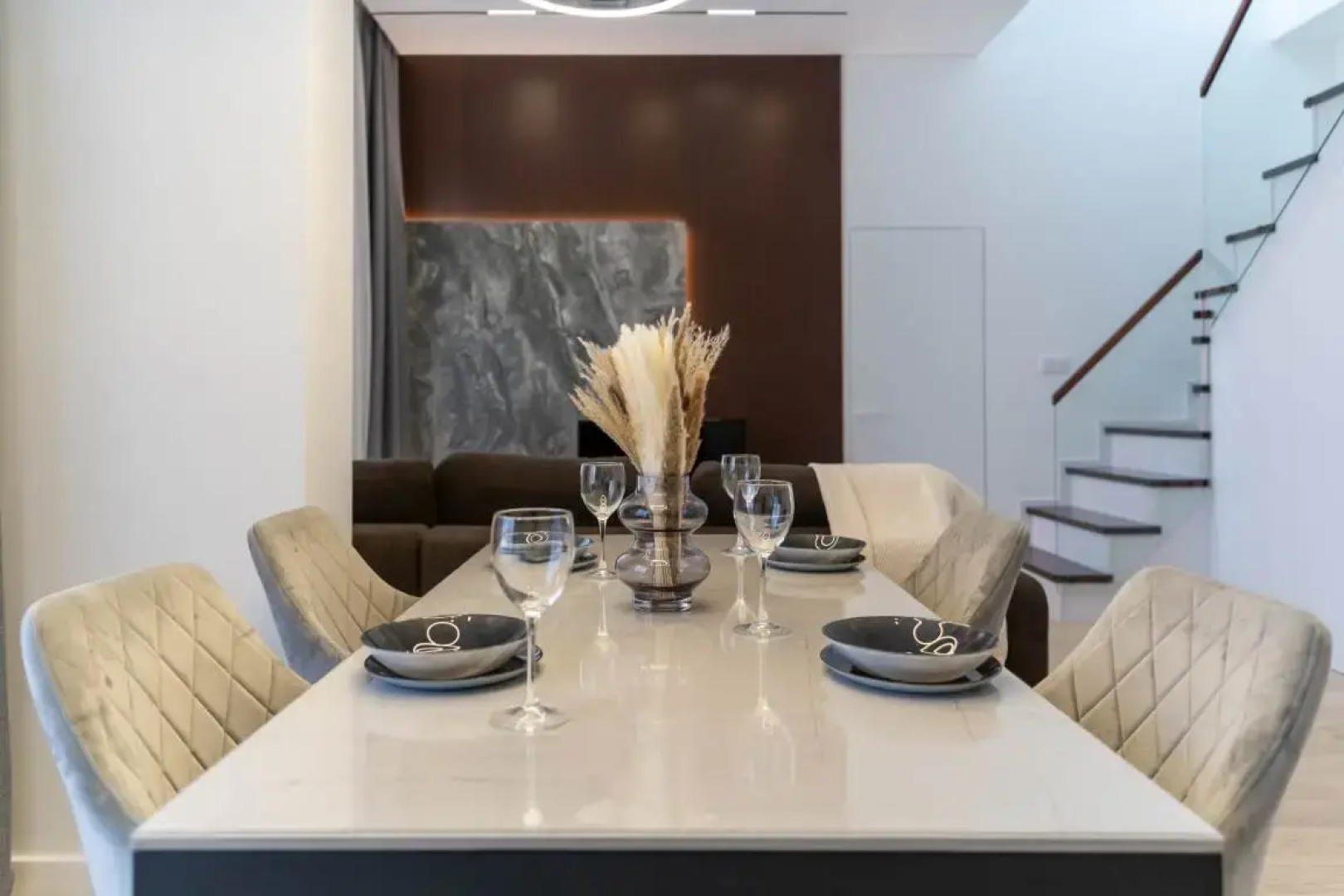 Двухэтажные Апартаменты с открытой террасой на Стачек 62