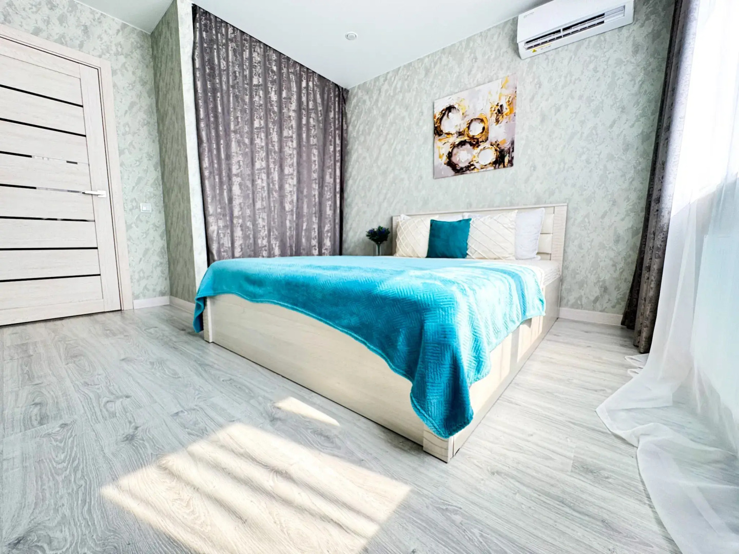 Апартаменты Акварель в ЖК Паруса