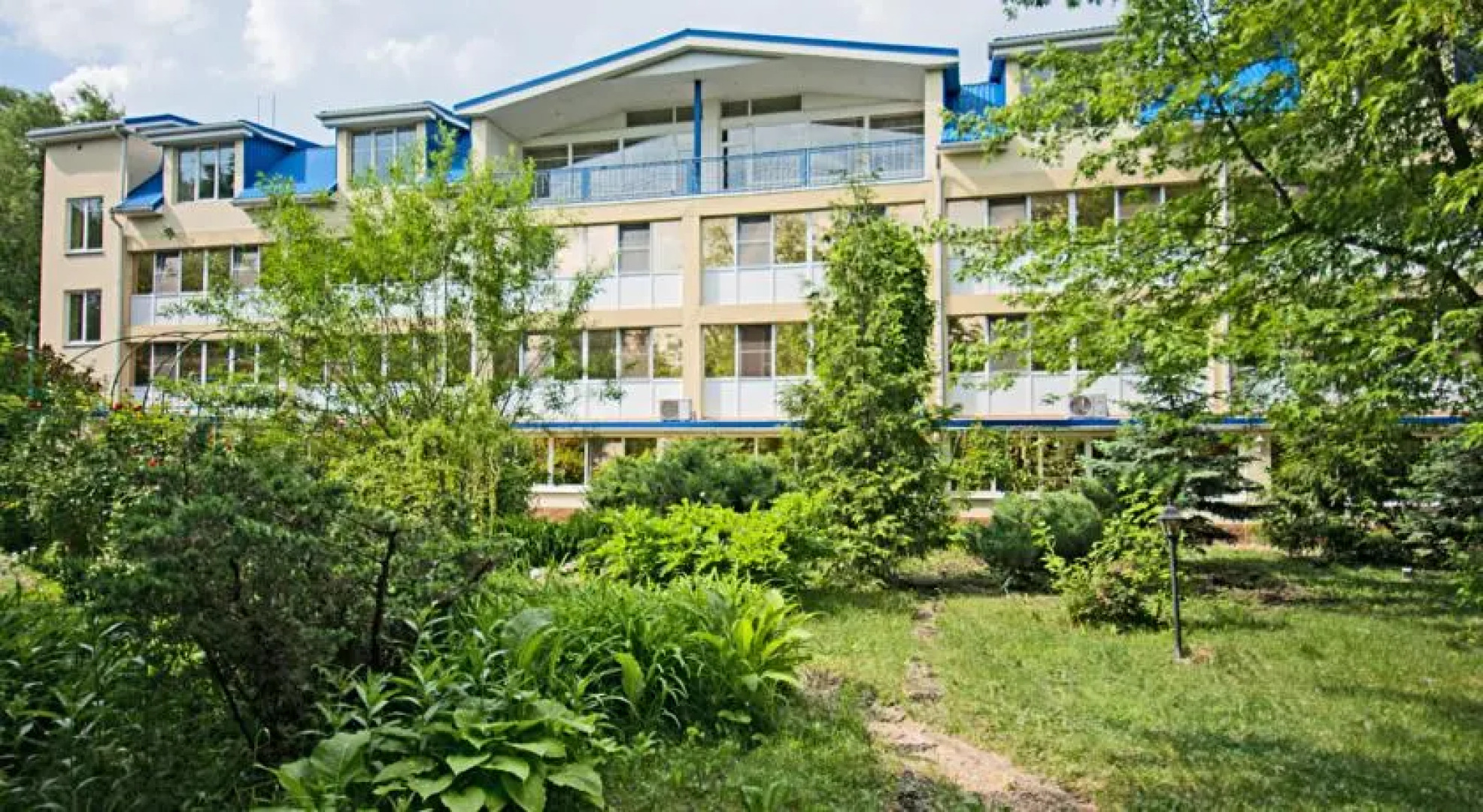 Гостиничный Комплекс Голубая Волна