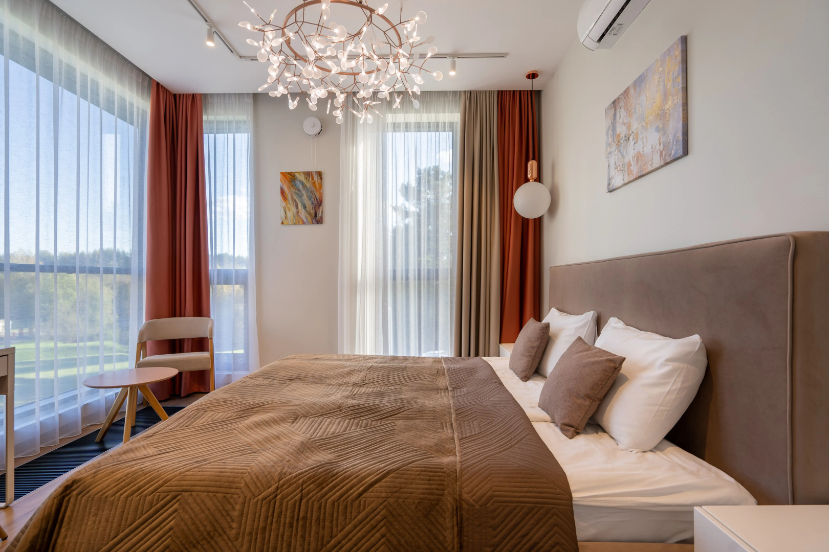 Апартаменты Охта «КраСКИ»