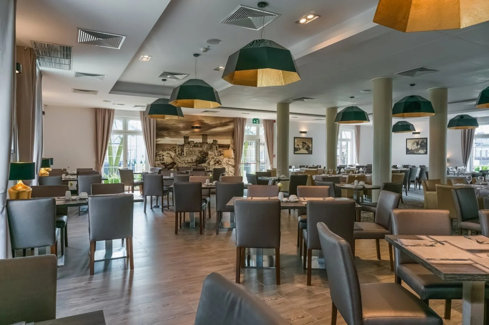 Отель Arche Częstochowa