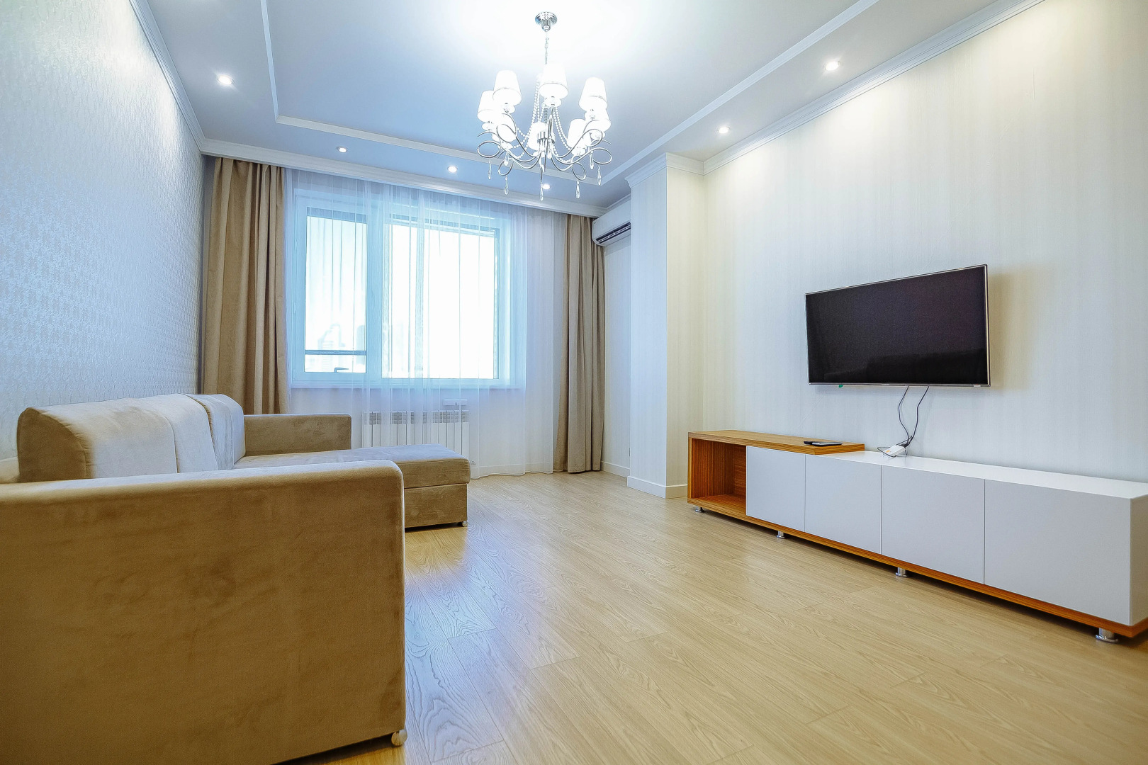 Апартаменты полноценные 2 комнатные возле Трц Хан Шатыр