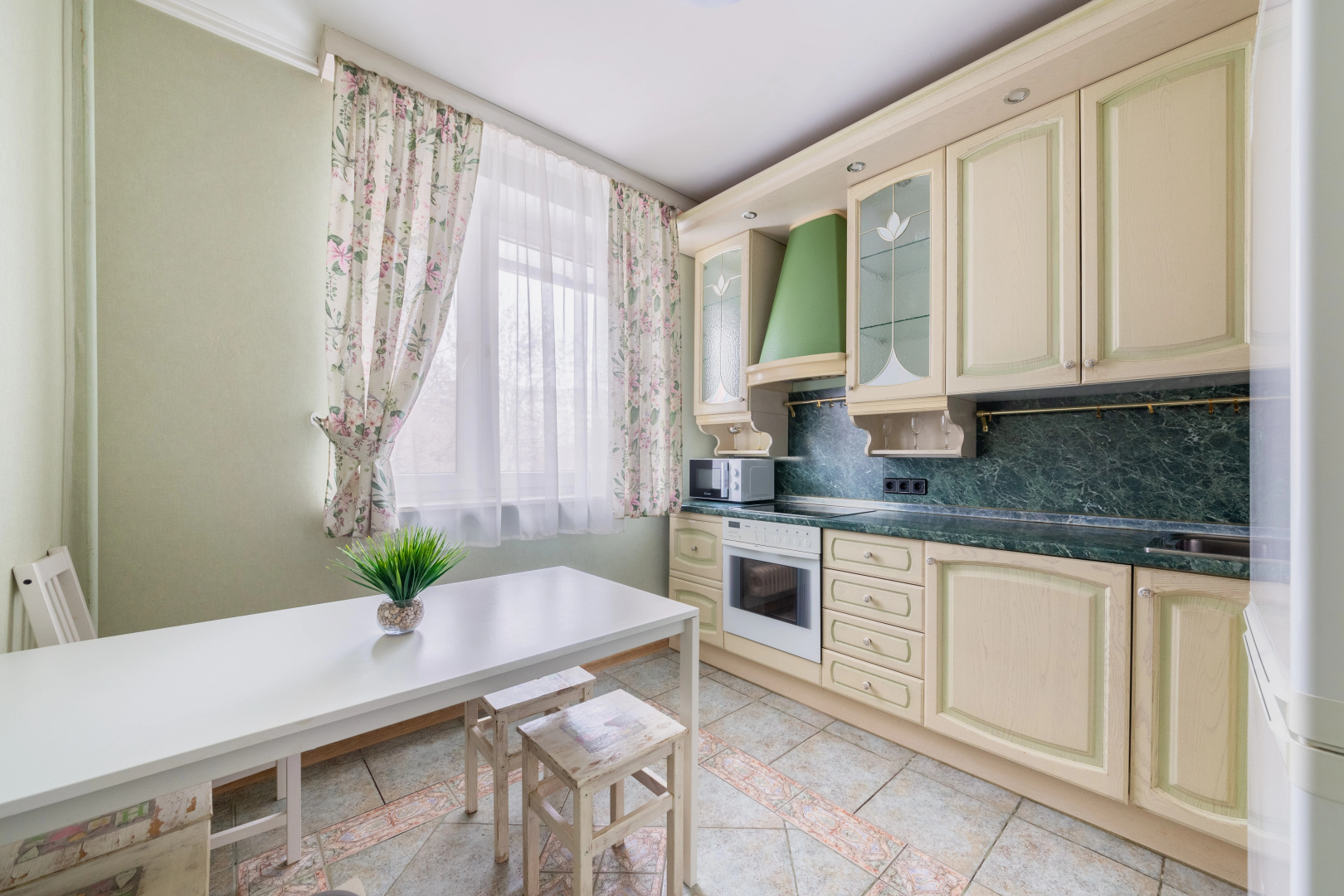 Апартаменты ApartLux Спасская