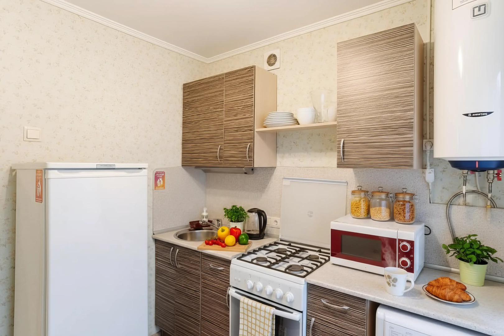 Апартаменты 9 ночей в центре на Анохина 37