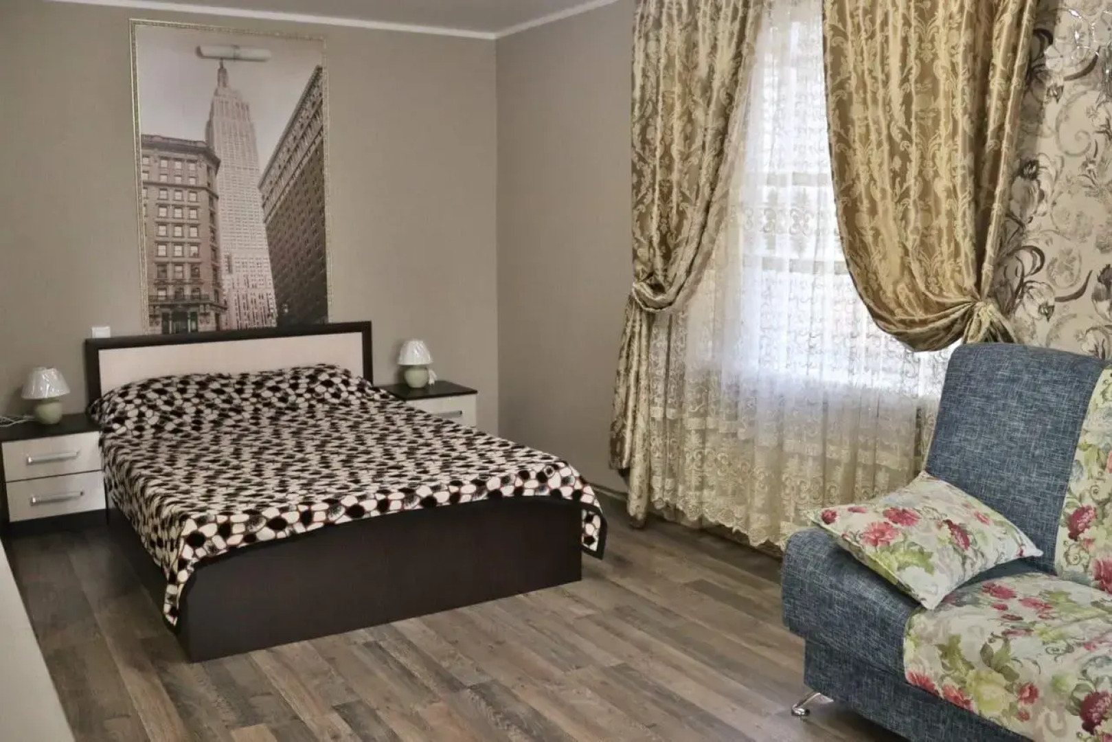 Апартаменты Уютные на улице Коммунаров