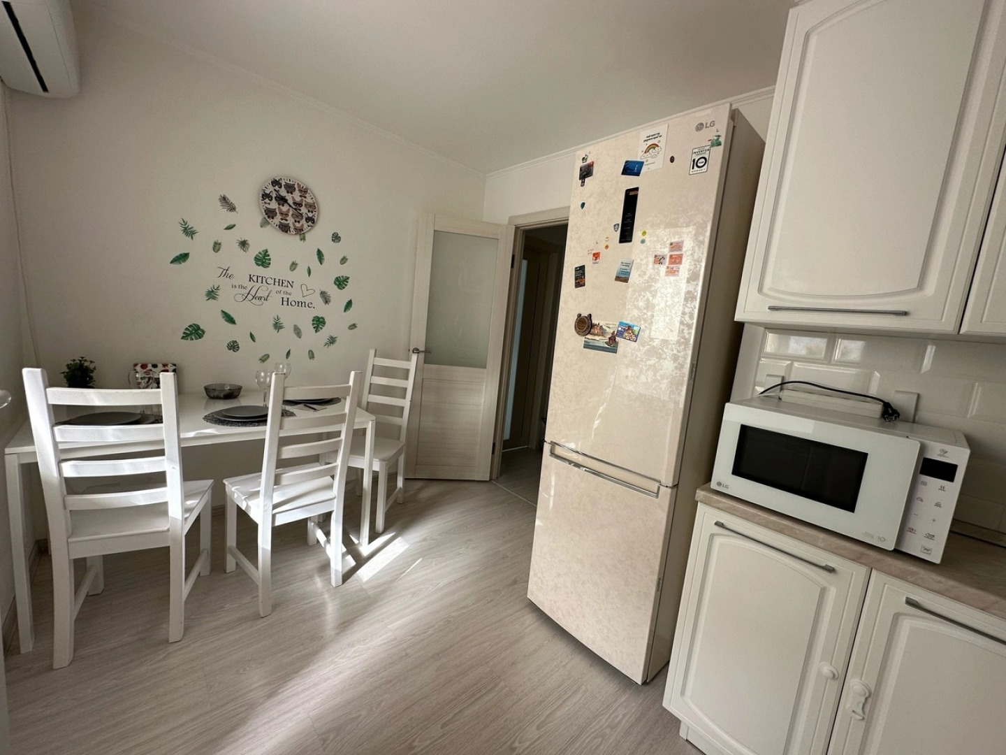 Квартира Двухкомнатная Квартира около леса и Гринвуда