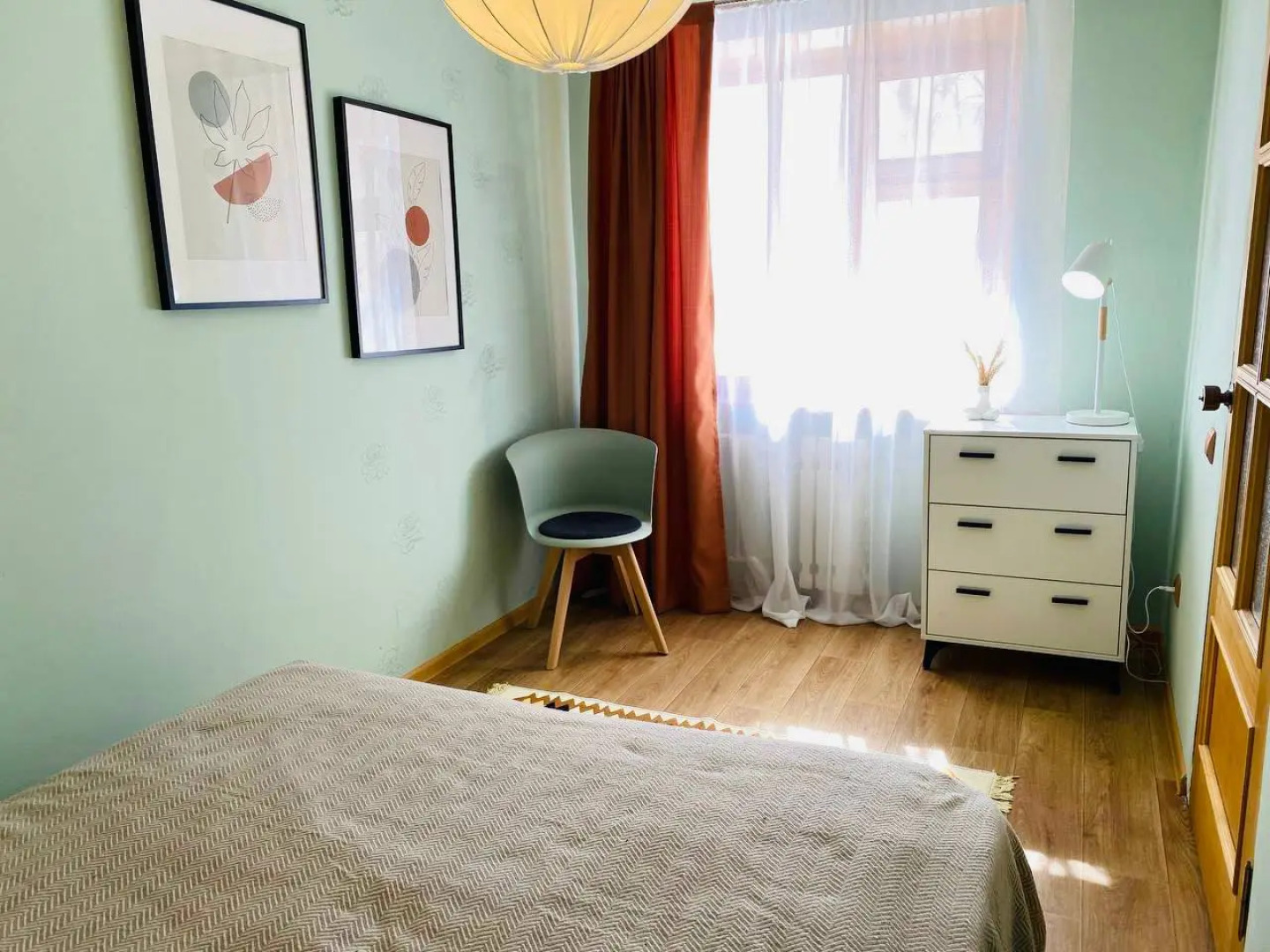 Апартаменты Двухкомнатные апартаменты 50 лет Октября 9/6