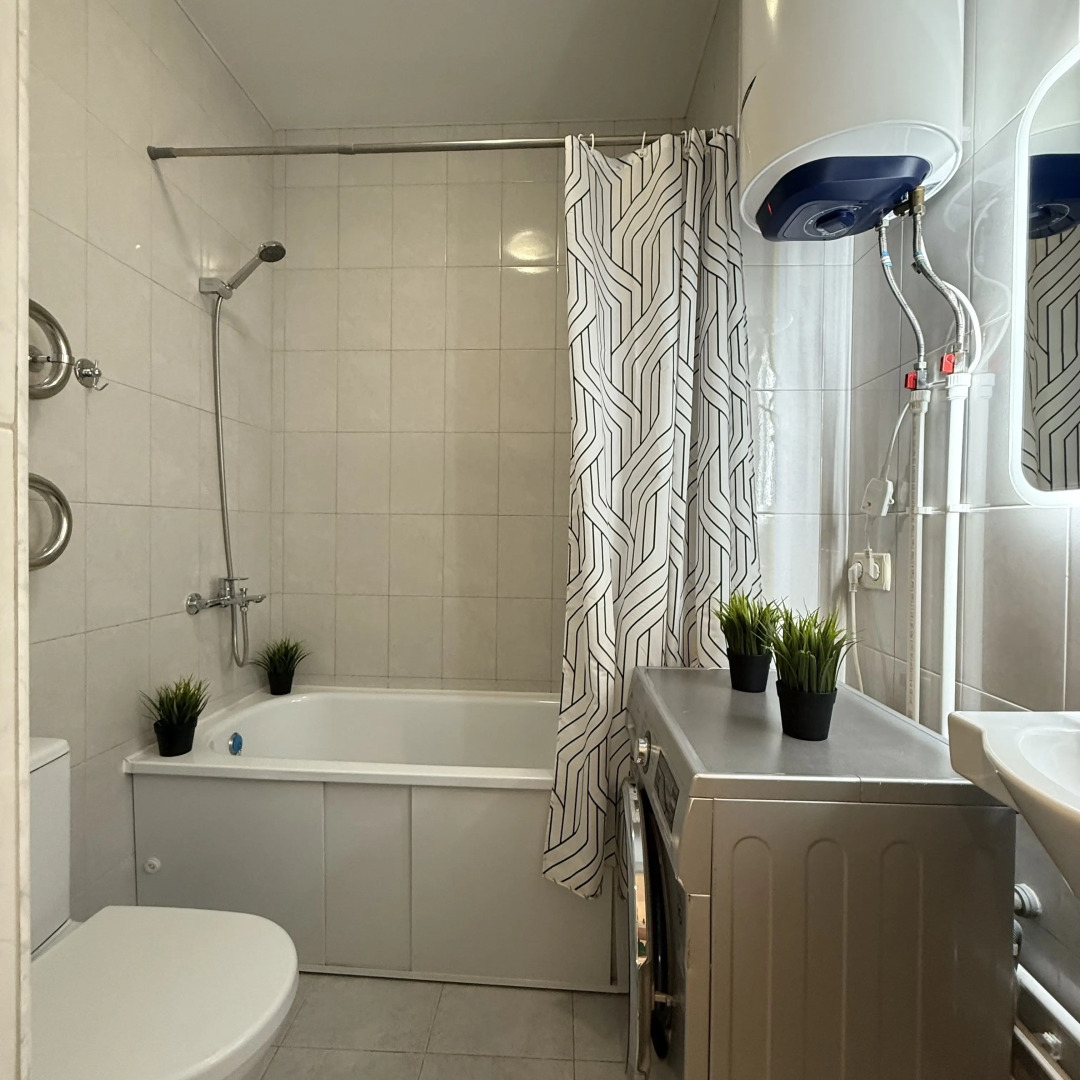 Апартаменты Бульвар Платова 7