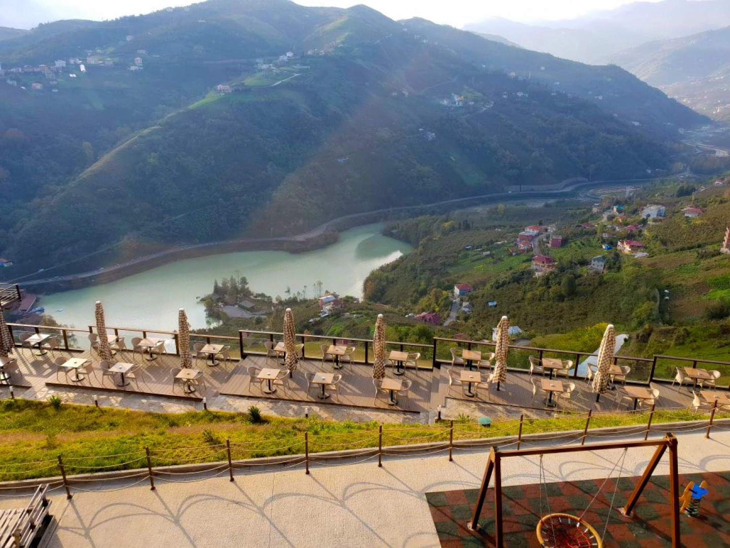 Курортный отель Sera Lake Resort