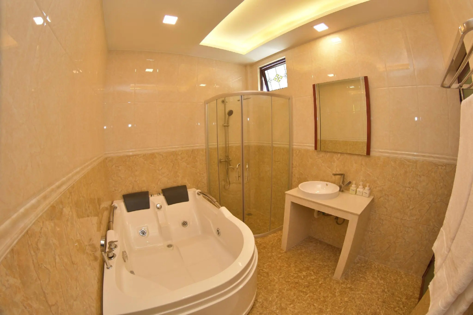 Гостевой дом Calyx Grand Fuvahmulah