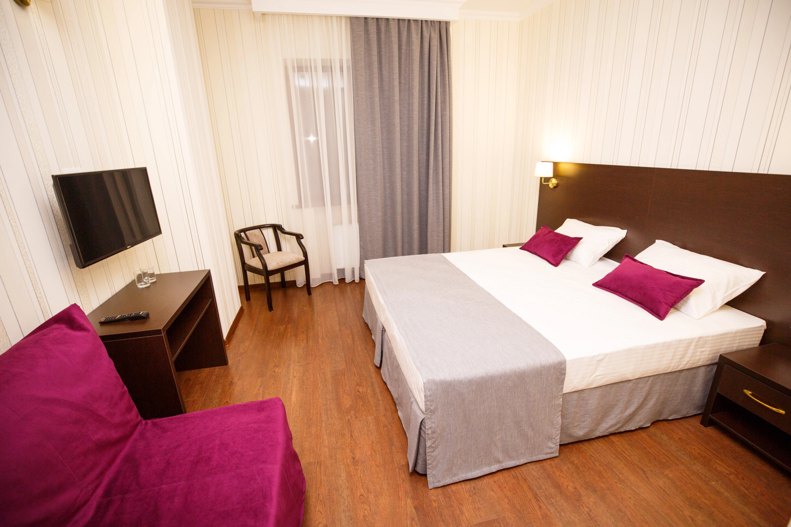 Отель Мелитон