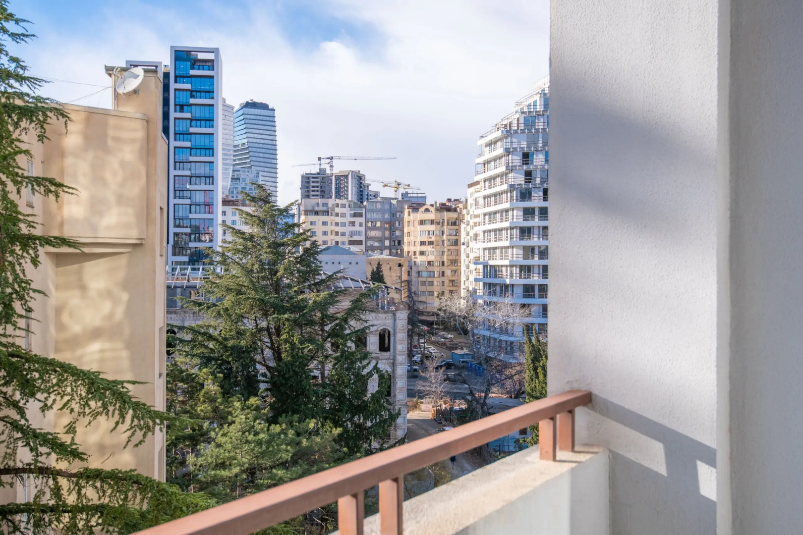 Апартаменты in Central Vake with City View