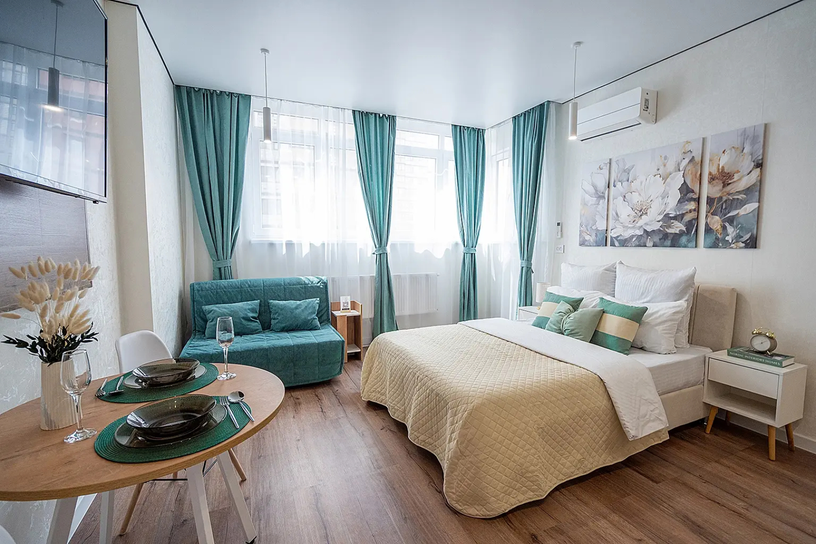 Апартаменты Новая Современная Студия у Парка Галицкого