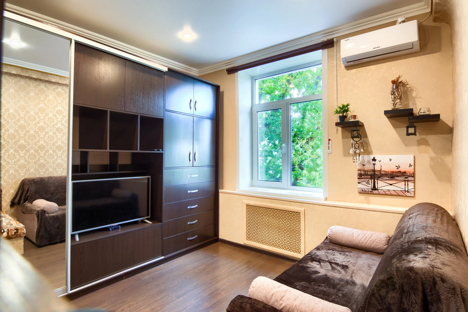 Апартаменты студия рядом с метро