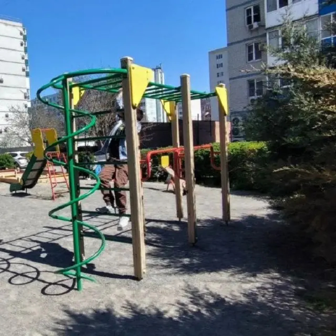 Квартира Комфортная евродвушка рядом с парком и развязкой на Крым и Мариуполь