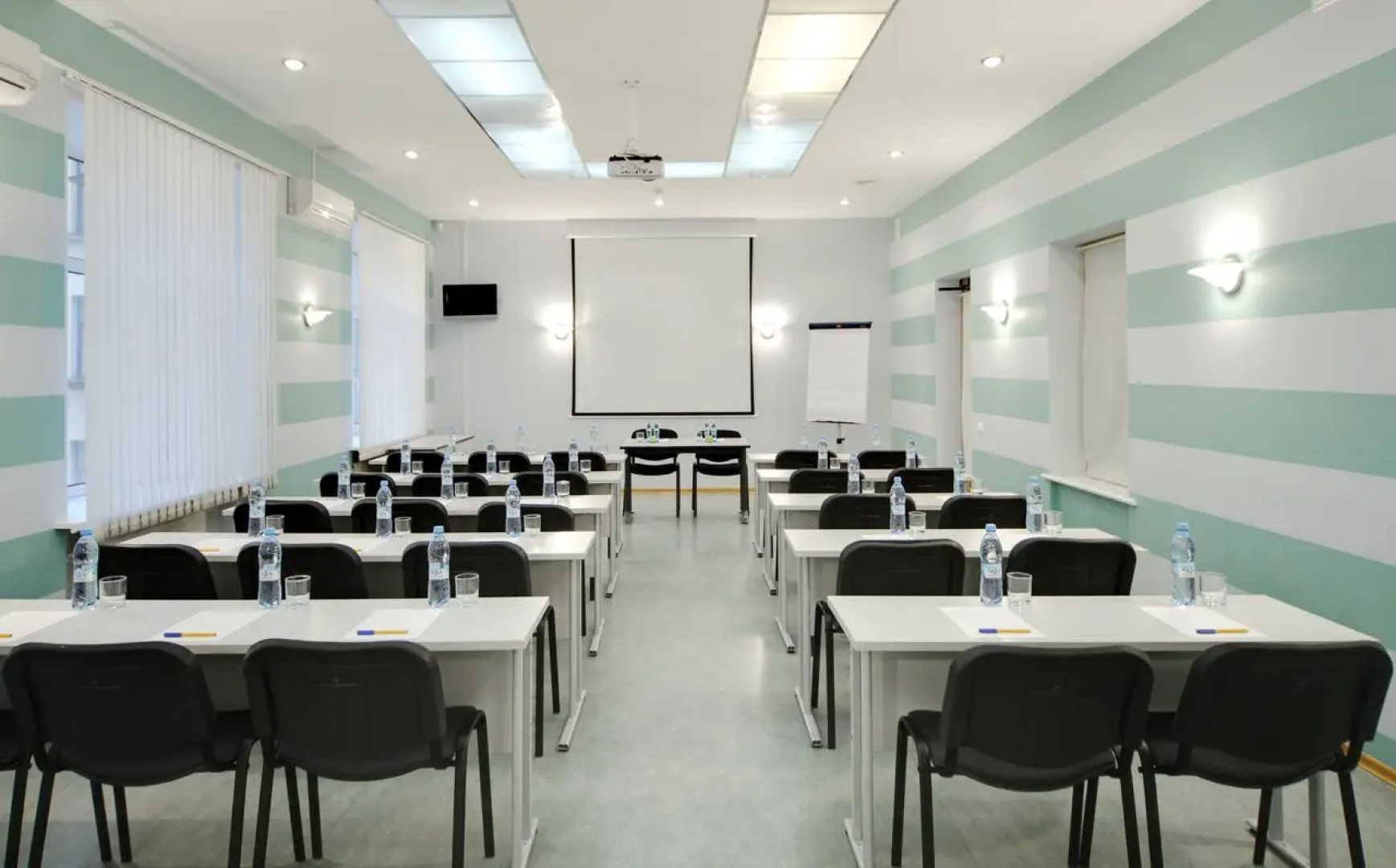 Гостиница Октябрьская