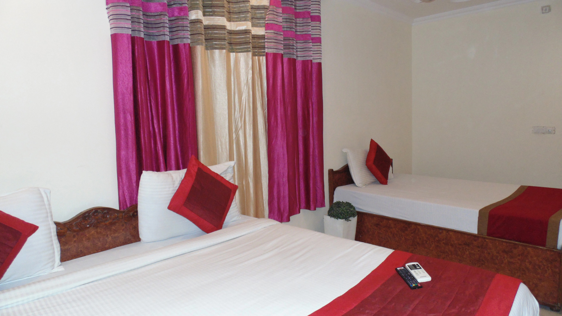 Отель Sehrawat inn