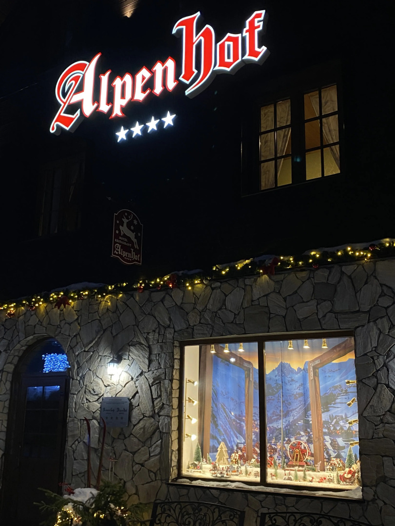 Отель Alpenhof