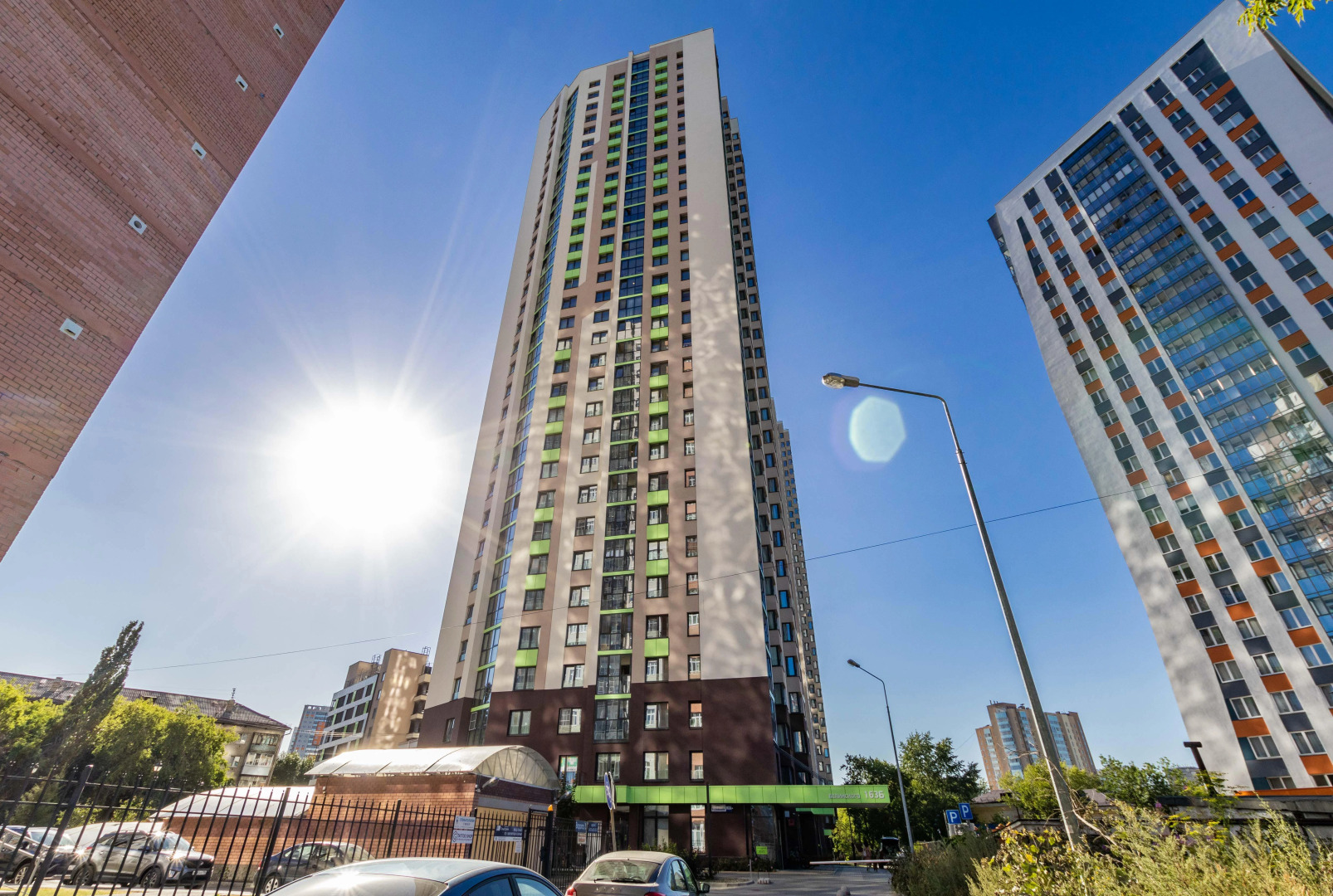 Апартаменты на Белинского 163Б на 31 этаже