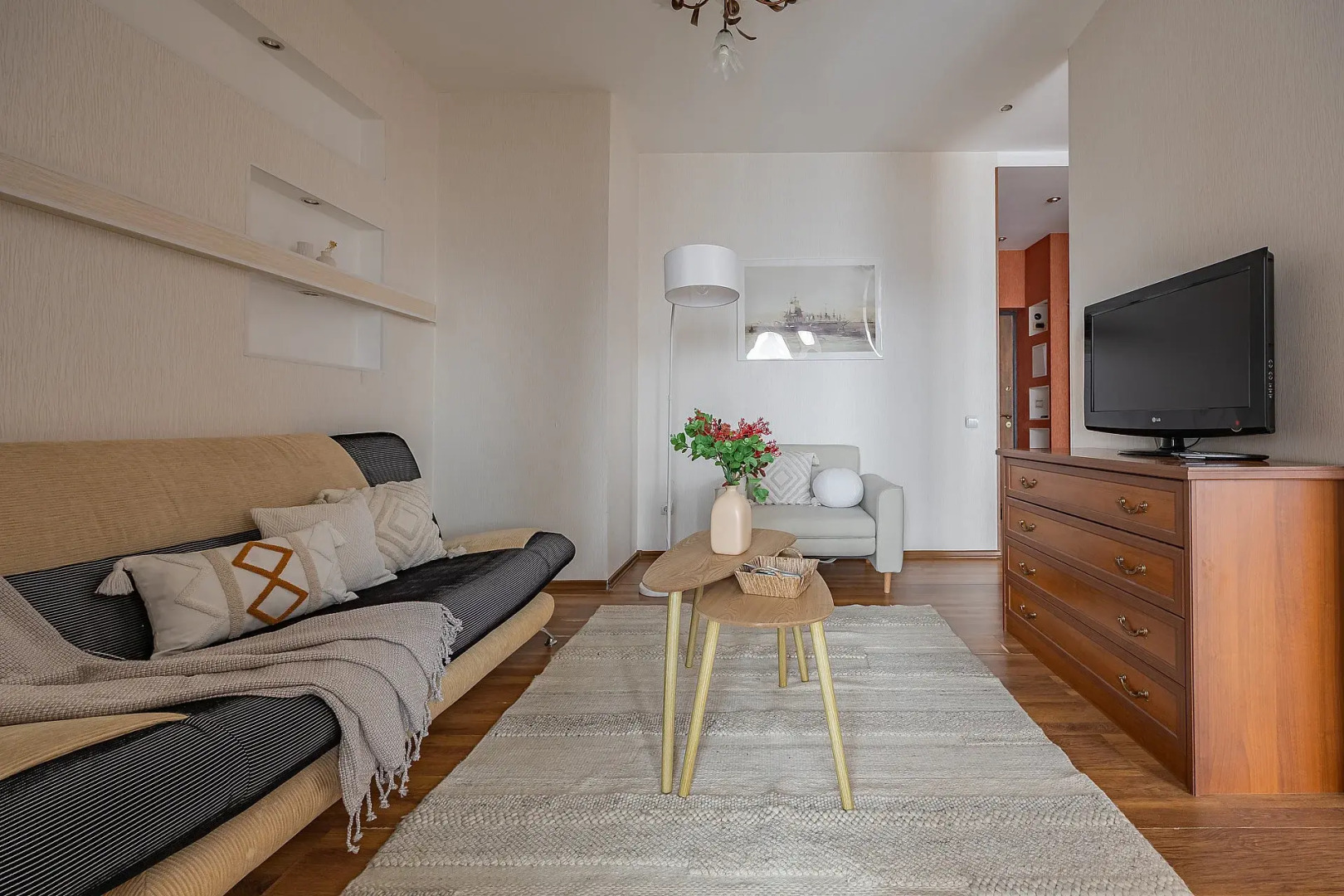 Апартаменты в центре на улице Студеная 68а Сова-Дом