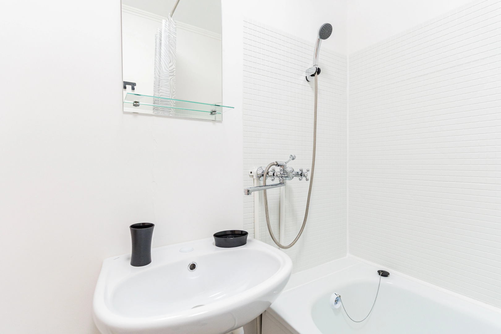 Апартаменты Светлые Недалеко от Моря от LetoApart