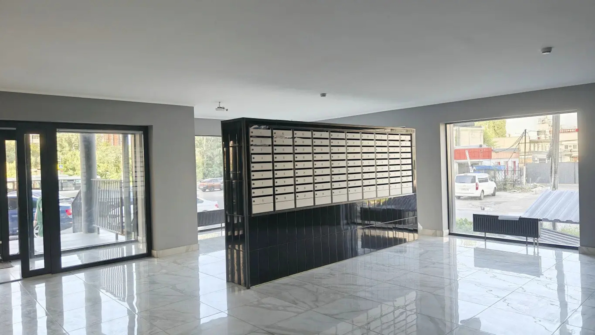 Квартира Граф Хаус 77