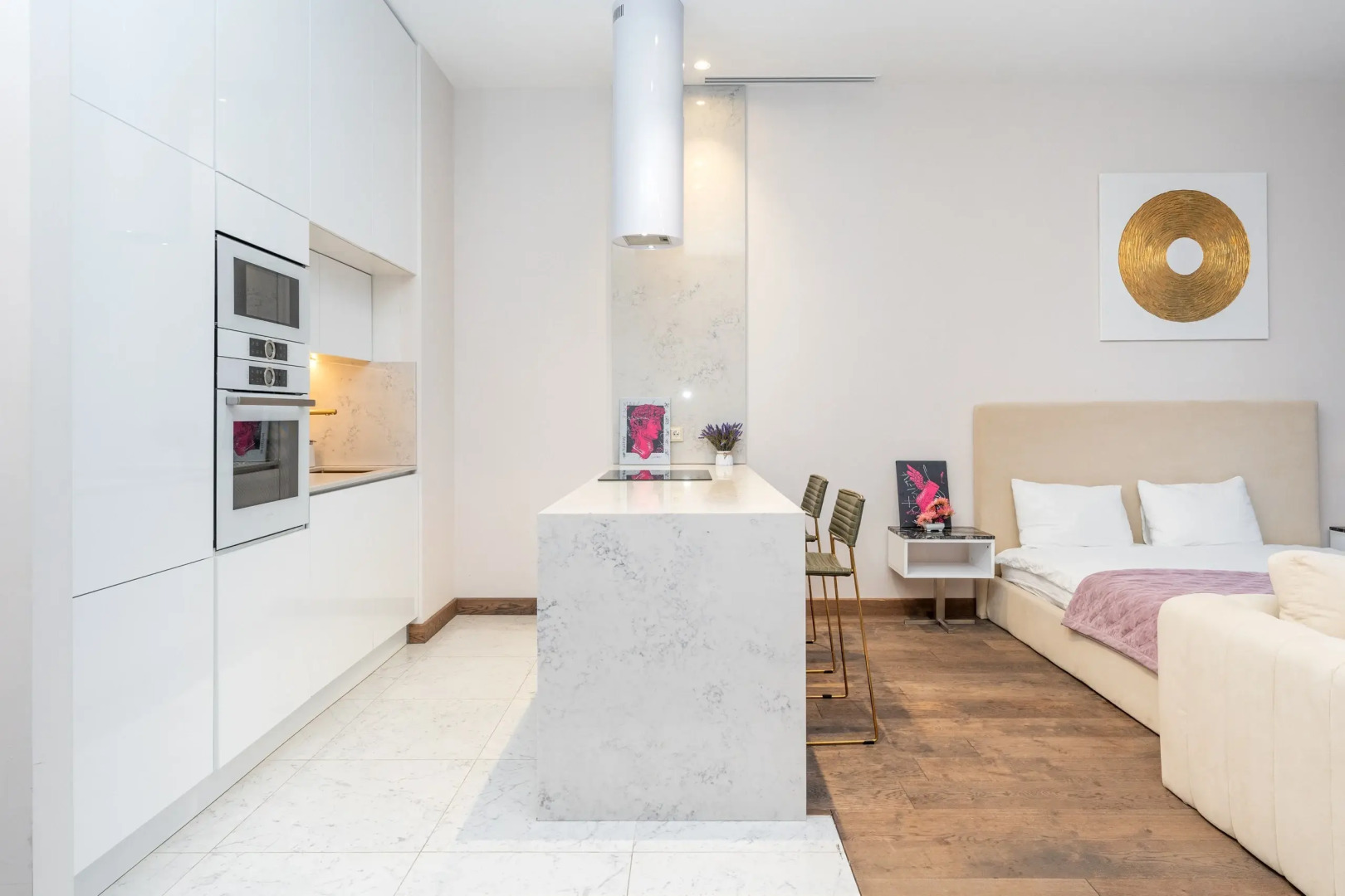 Апартаменты Sky City Moscow LUX Студия с большим окном с видом на все башни и город!