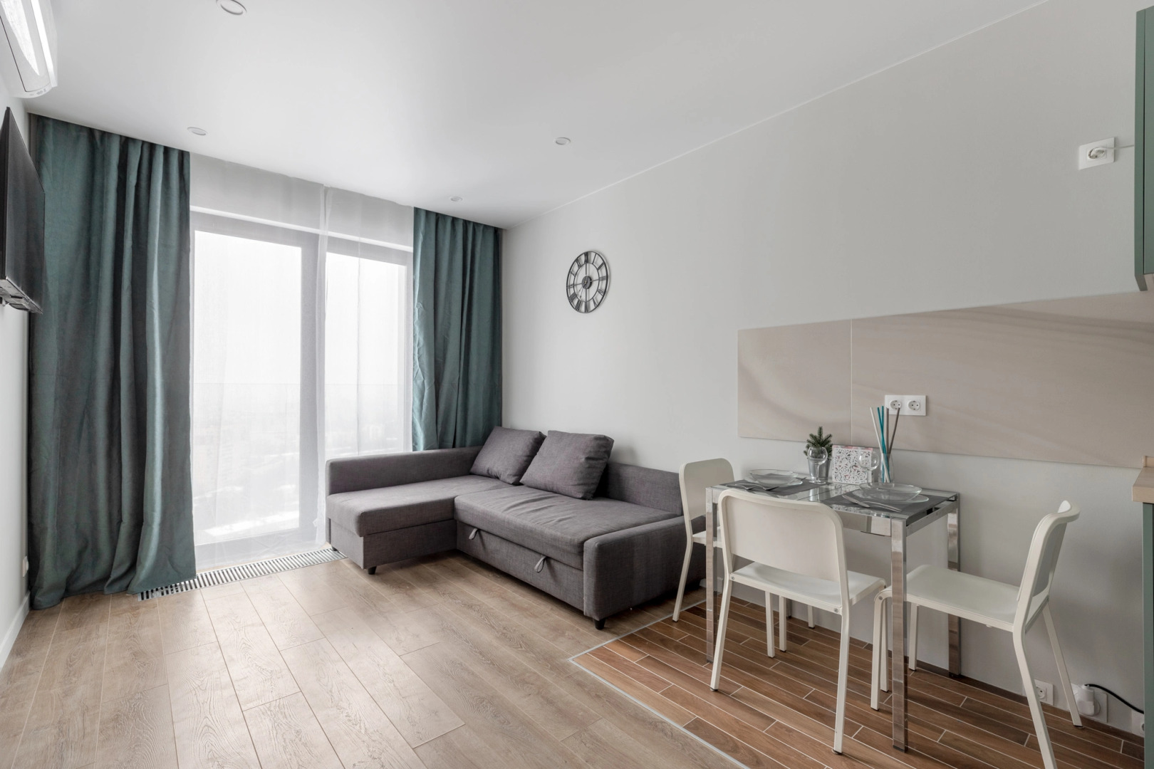 Апартаменты на улице Окская 7А/2