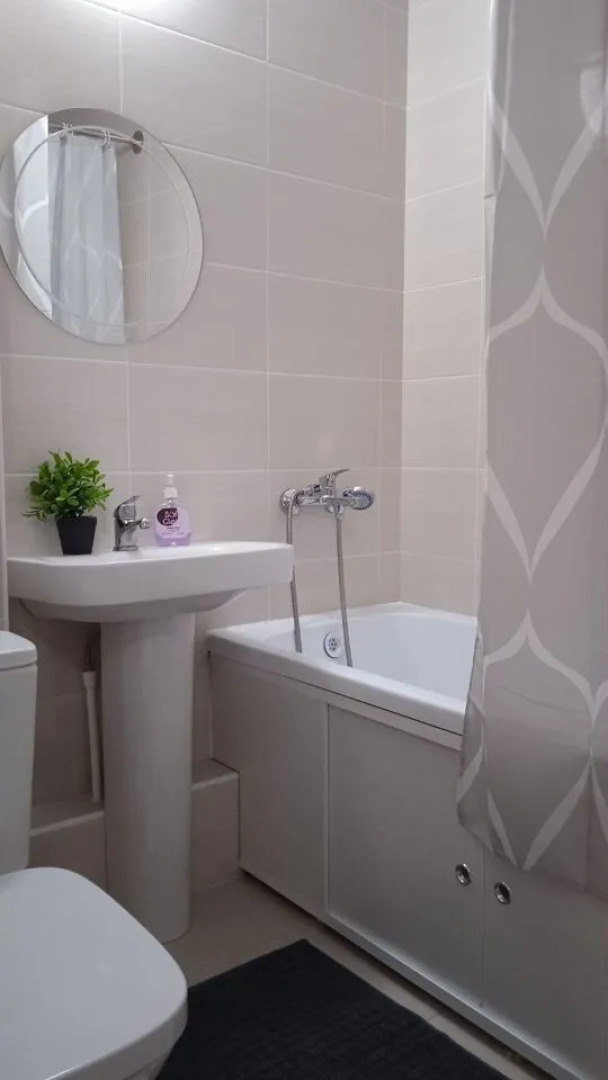 Квартира на улице 9 Января 68/1к2