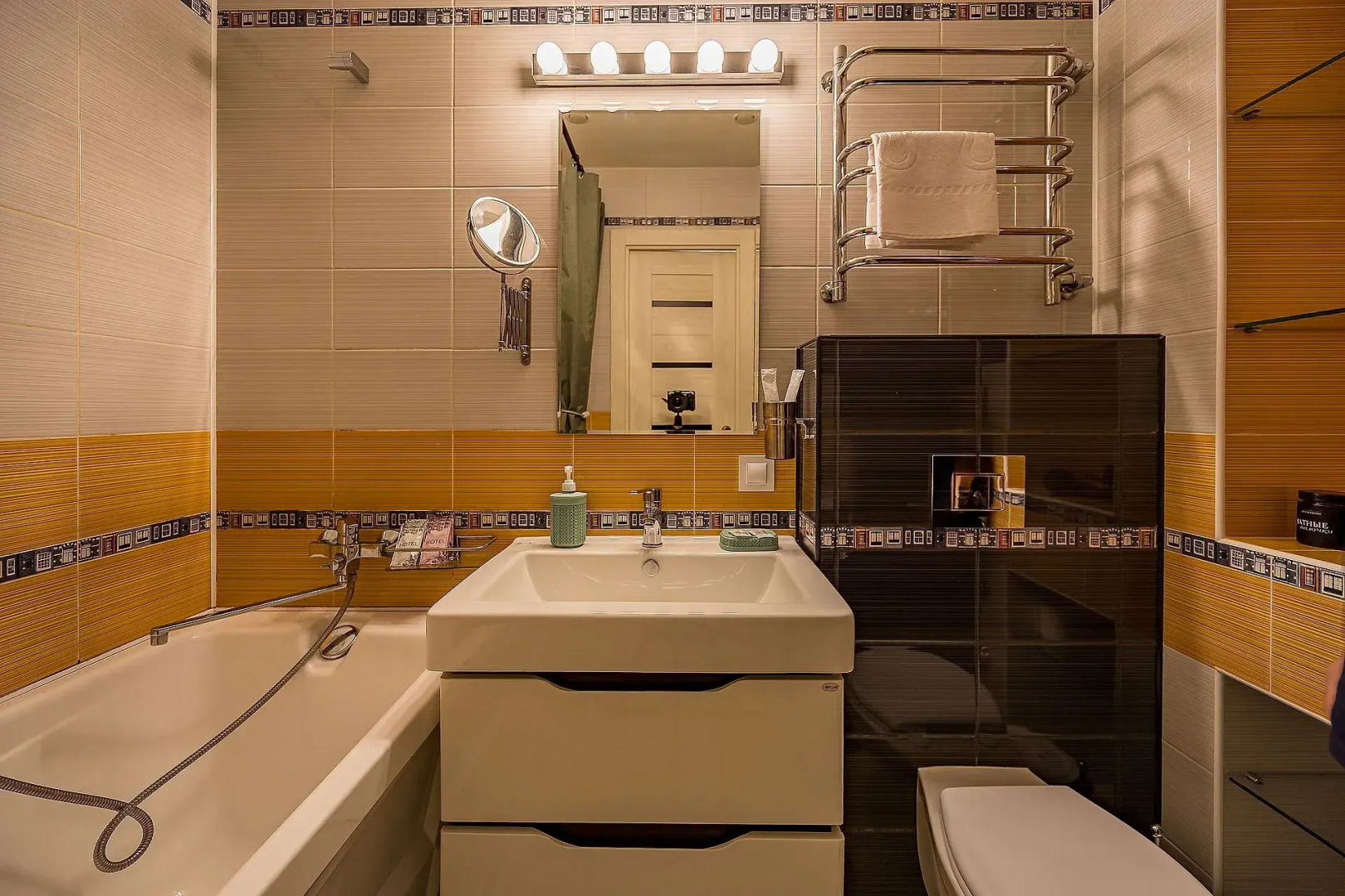 Апартаменты iZi Apart на Московском шоссе рядом ст. Метро  и Ж/Д Вокзал