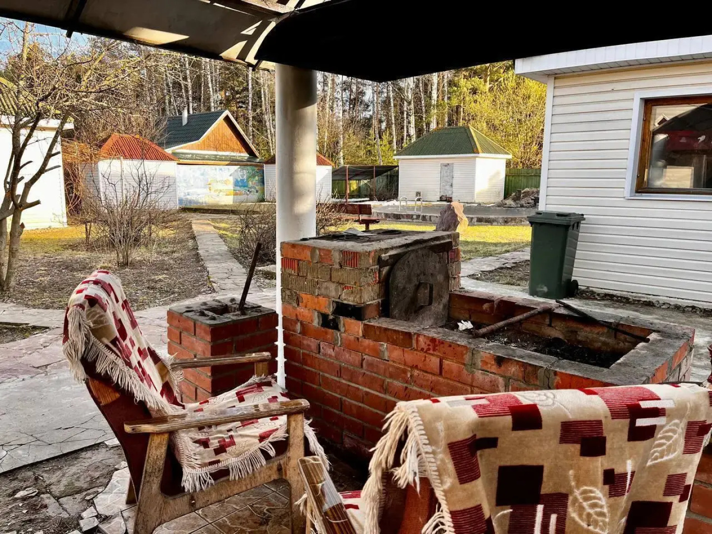 Частный дом двухэтажный на 1-й Лесной улице 1