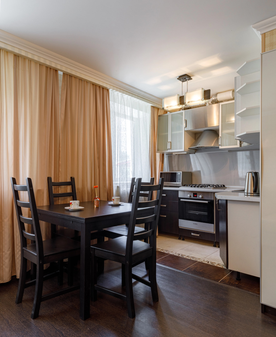 Квартира на Свободы 60