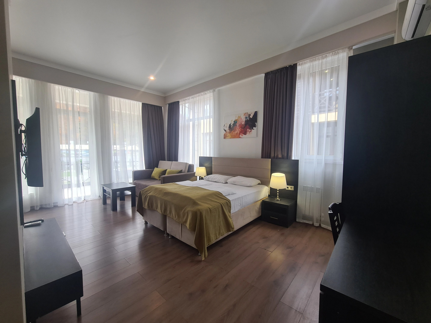 Апартаменты Студия с Террасой и Видом на Горы