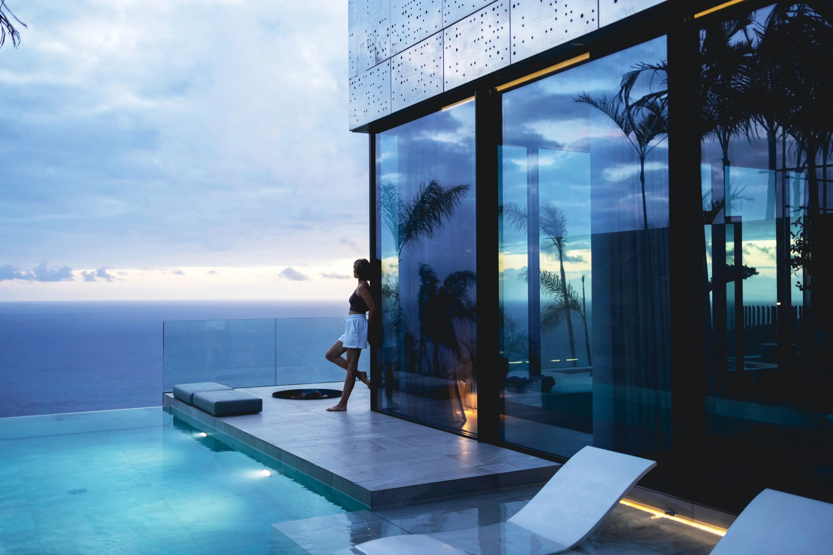 Вилла Saudade futuristic ultra luxury ocean zen retreat