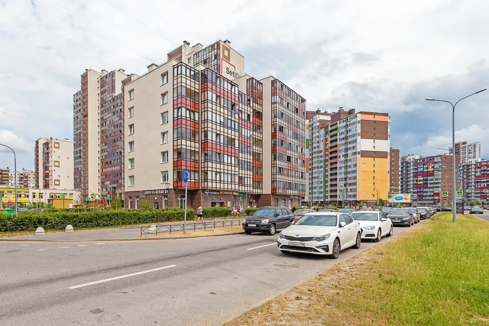 Апартаменты на Европейском проспекте 3