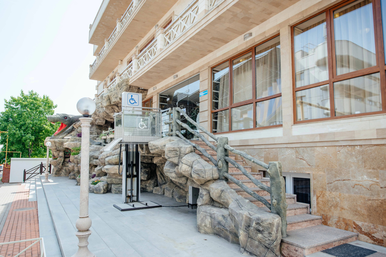 Отель Дельфин