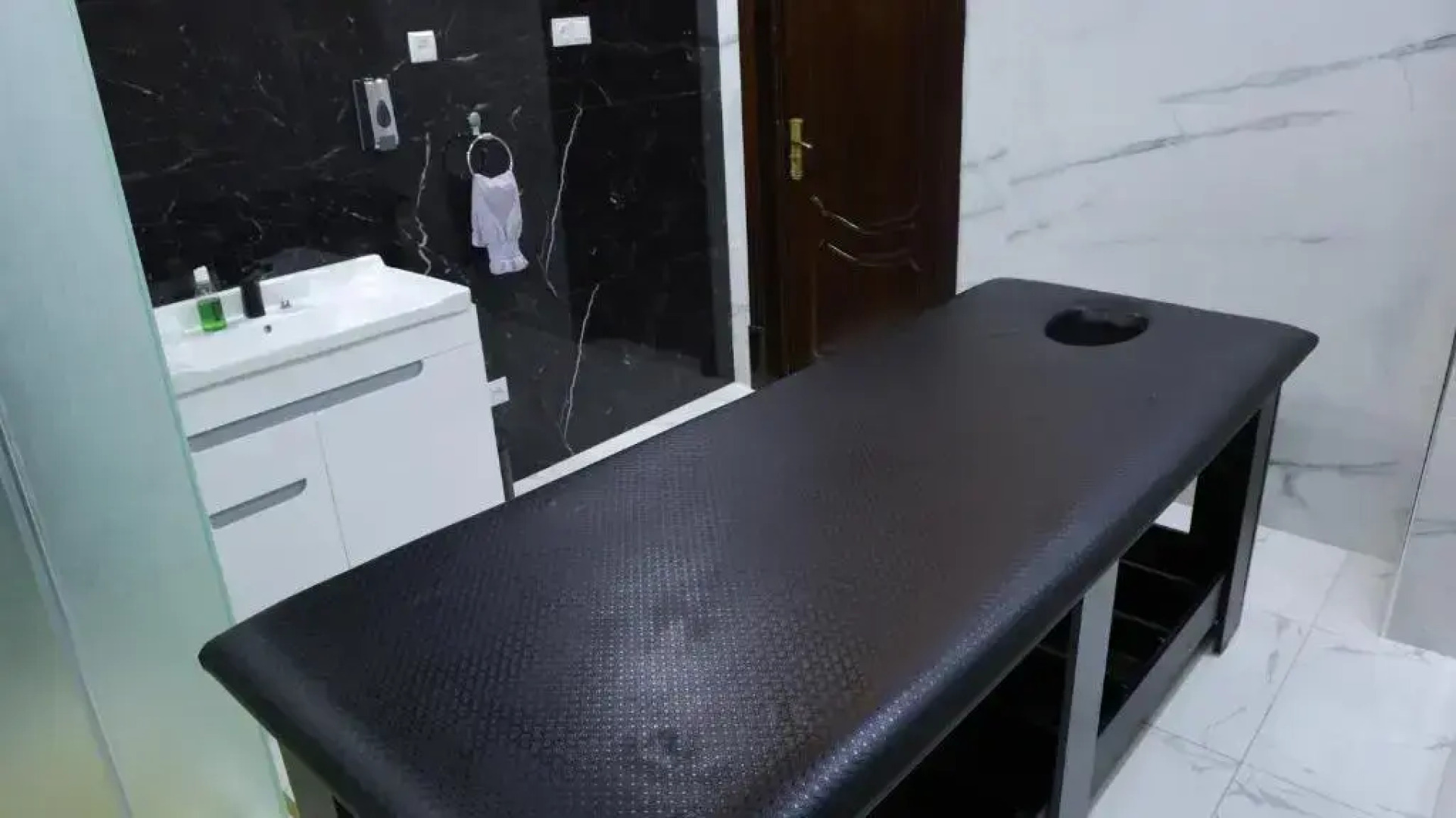 Отель Zarafshon Grand