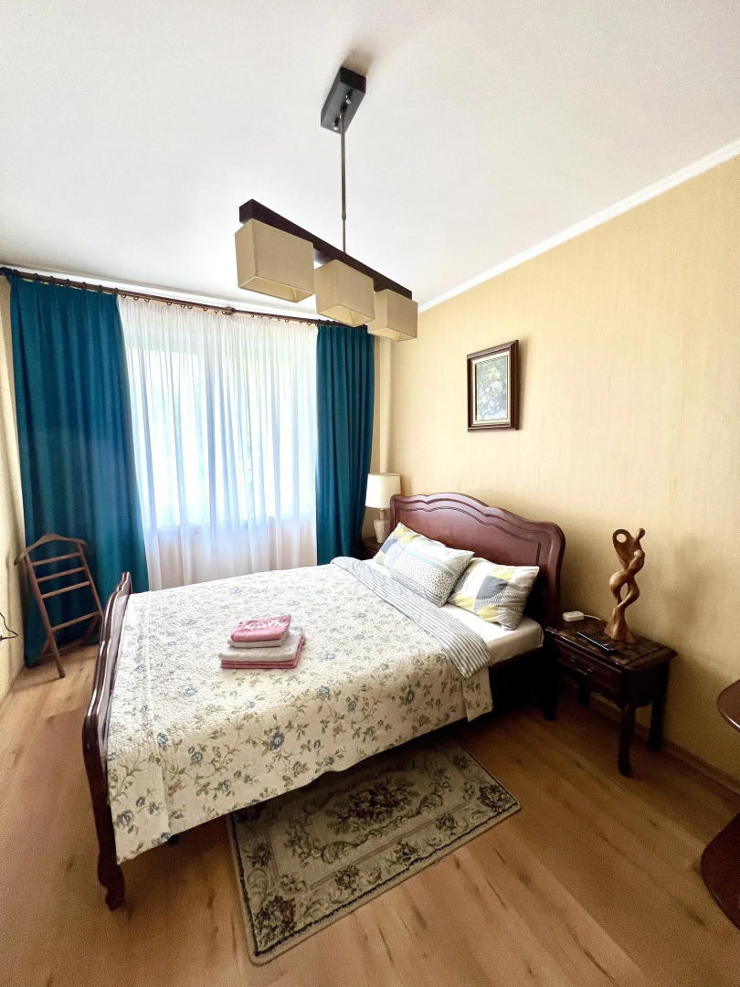 Квартира Комфортная Трехкомнатная в Самом Центре