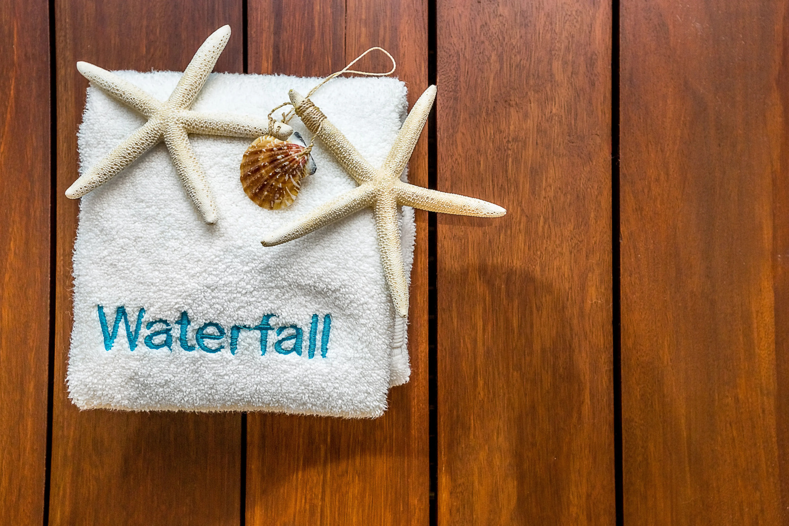 Вилла Waterfall