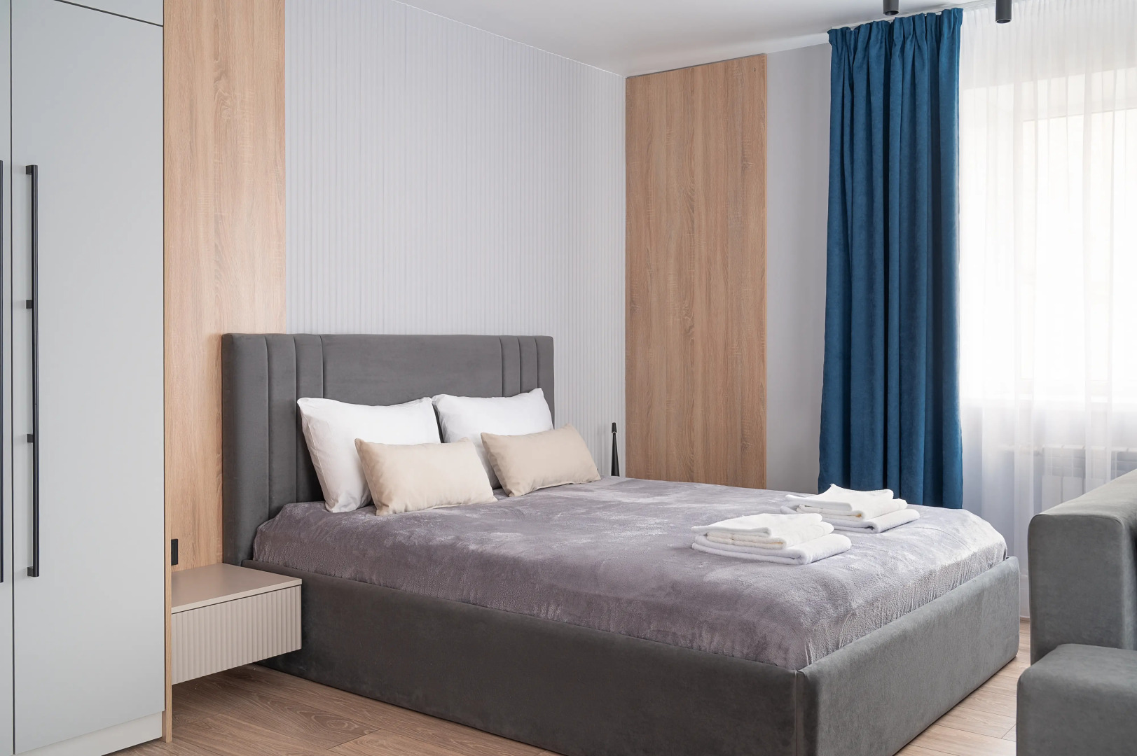 Апартаменты Димидов на Крестовой I