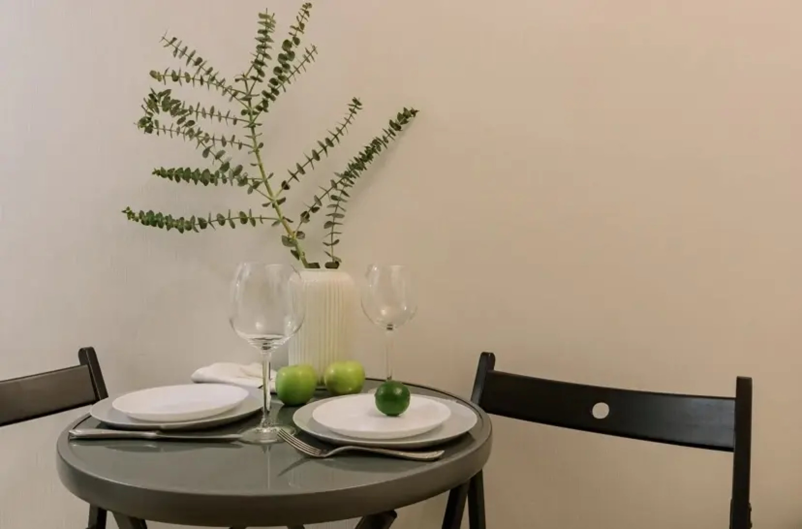 Апартаменты Мятная Студия в Центре Города Метро Владимирская