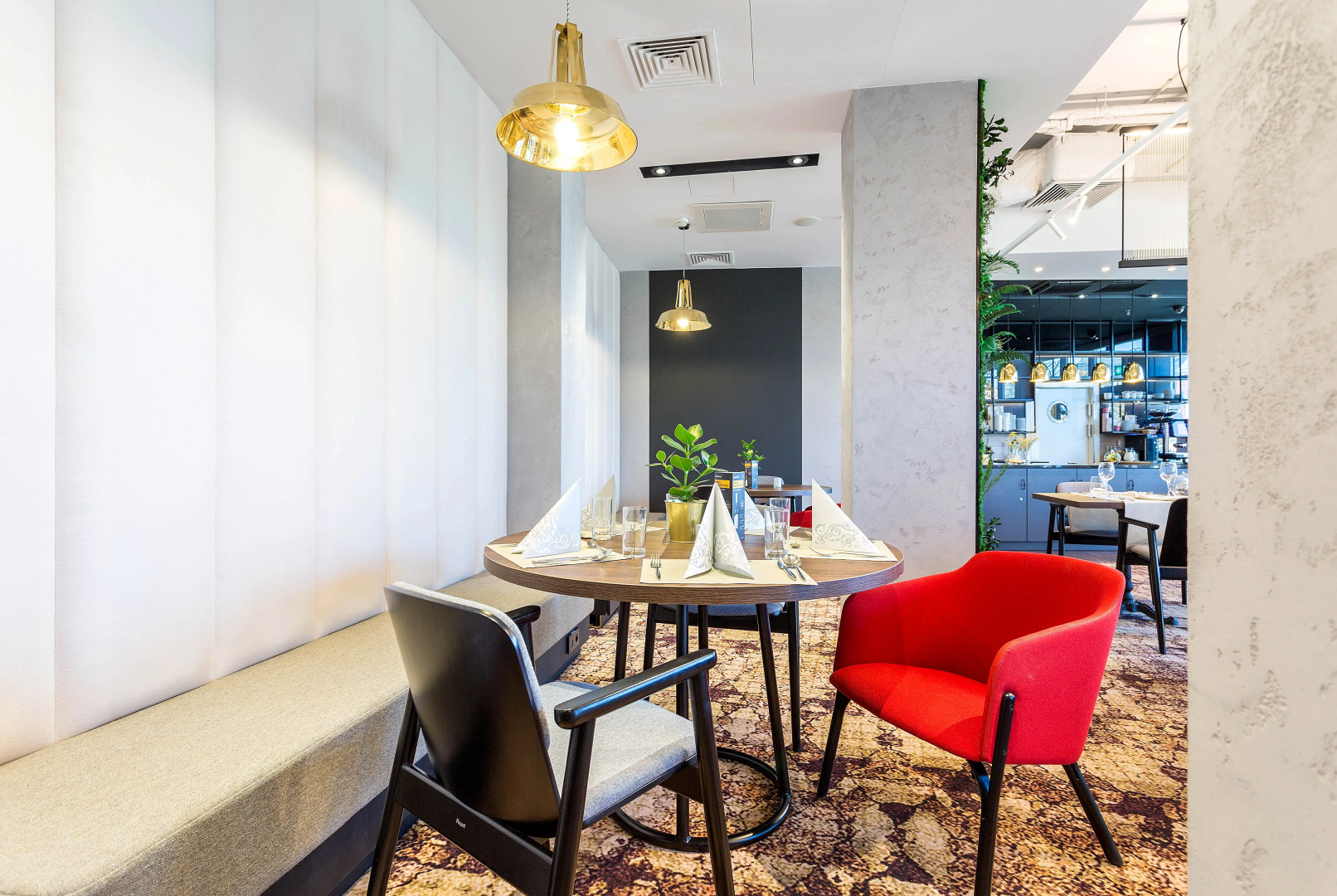 Отель Qubus Lodz