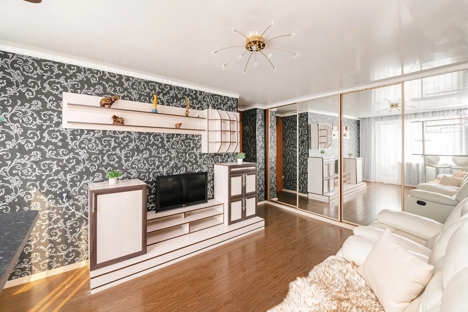 Квартира 2-х комнатная на Третьей Рабочей