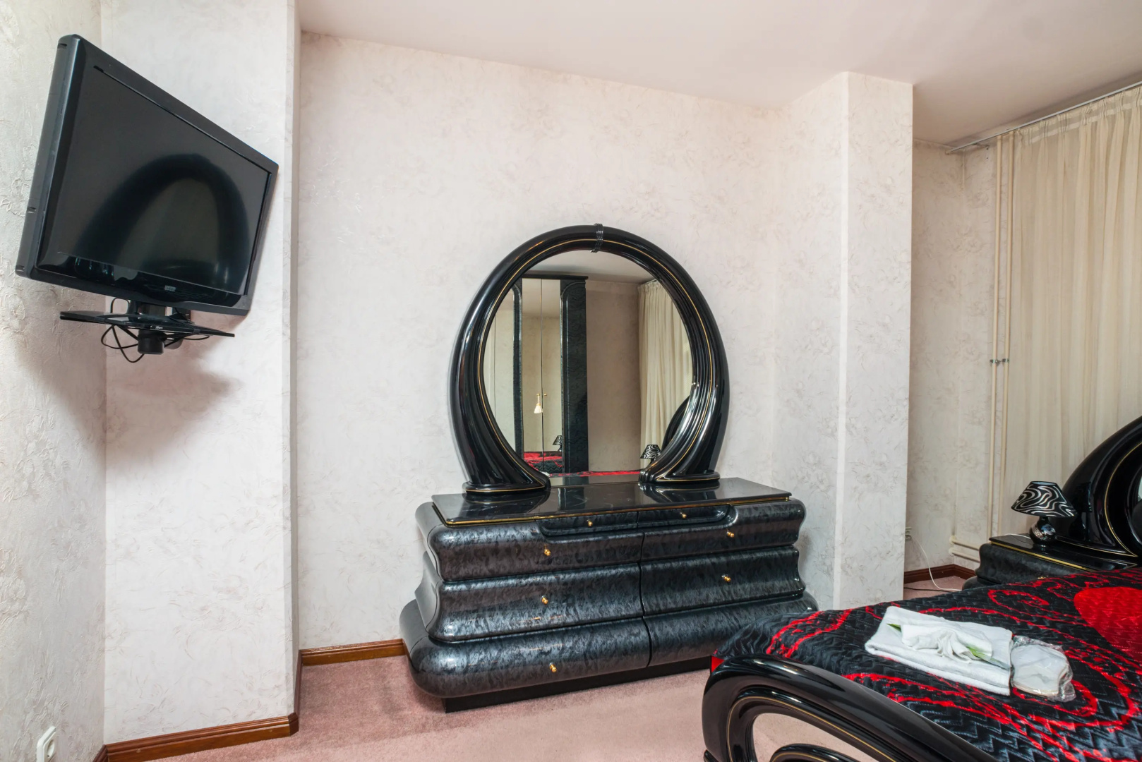 Guest Room SAD 2