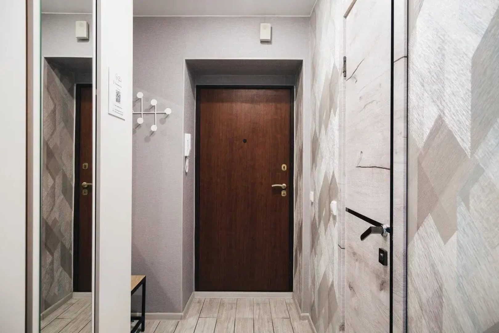 Квартира Две Подушки на Челюскинцев 62